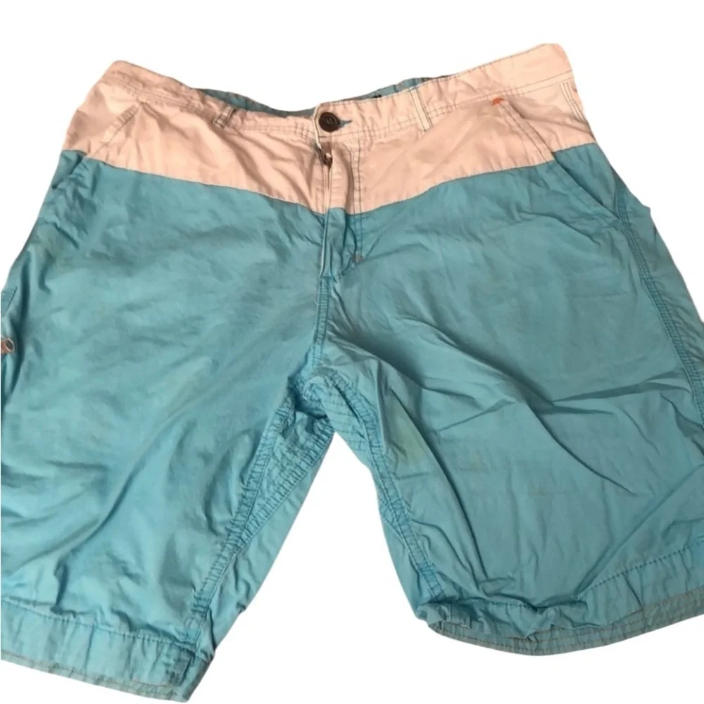 BUFFALO by DAVID BITTON size 36 shorts aqua blue & white with pockets